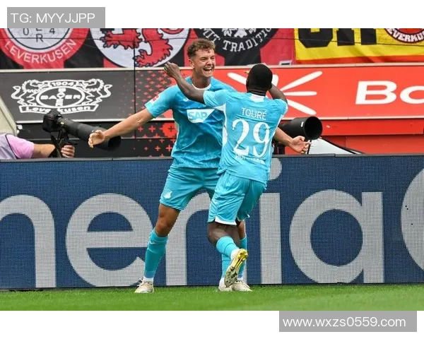 8月23号足球明星盛典回顾与精彩瞬间盘点