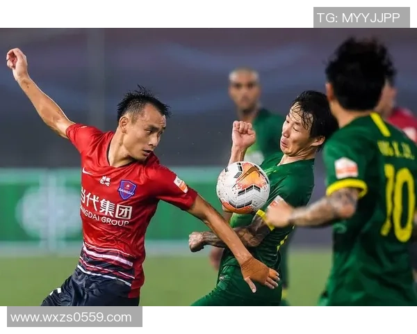 赛后分析:北京足球队与重庆足球队球员个人能力对比与表现评估 赛后分析:北京足球队与重庆足球队球员个人能力对比与表现评估