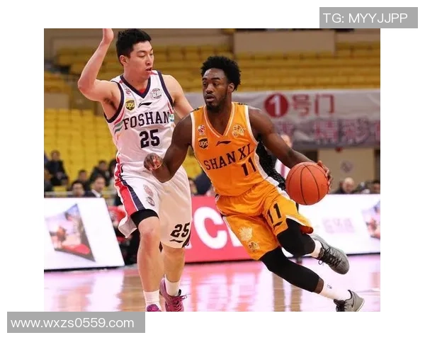 上海篮球队在速度排行榜中荣登第三名展现出强劲实力与潜力 上海篮球队在速度排行榜中荣登第三名展现出强劲实力与潜力