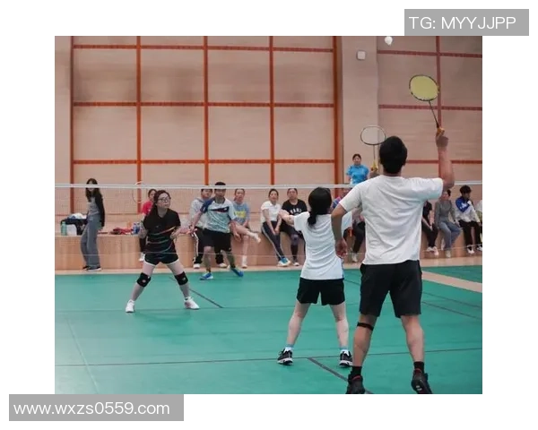 全国锦标赛回顾:上海羽毛球队展现卓越团队协作精神与实力 全国锦标赛回顾:上海羽毛球队展现卓越团队协作精神与实力