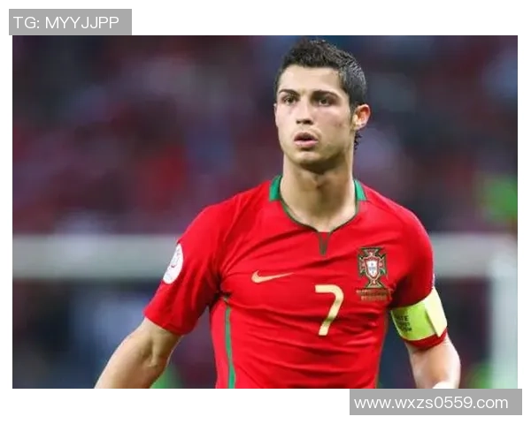 足球明星时尚新宠肩带搭配解析引领潮流风向标 足球明星时尚新宠肩带搭配解析引领潮流风向标